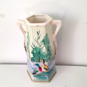 Vintage Royal Nippon hand painted foul scene vase.  Made in Japan.  Beautiful!